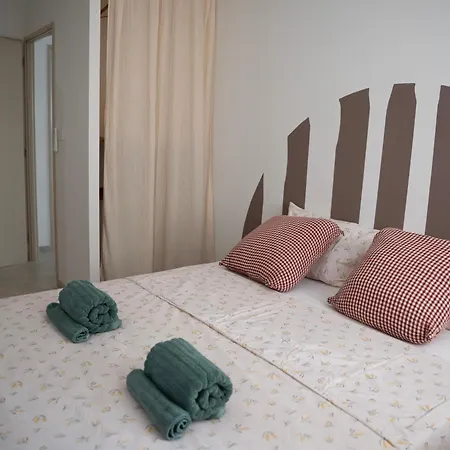 Appartement La Porte De Mamé Au Coeur Des Remparts Avec Garage Privatif Aigues-Mortes