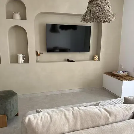 La Porte De Mamé Au Coeur Des Remparts Avec Garage Privatif Appartement Aigues-Mortes